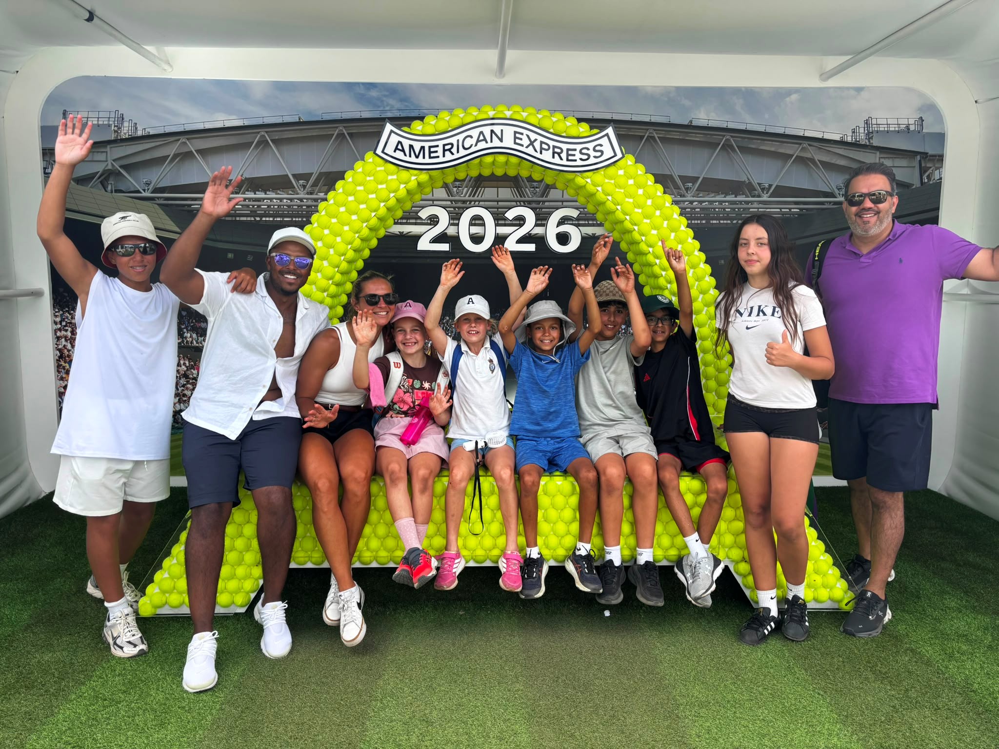 Club Compete players and families enjoying a tennis event together